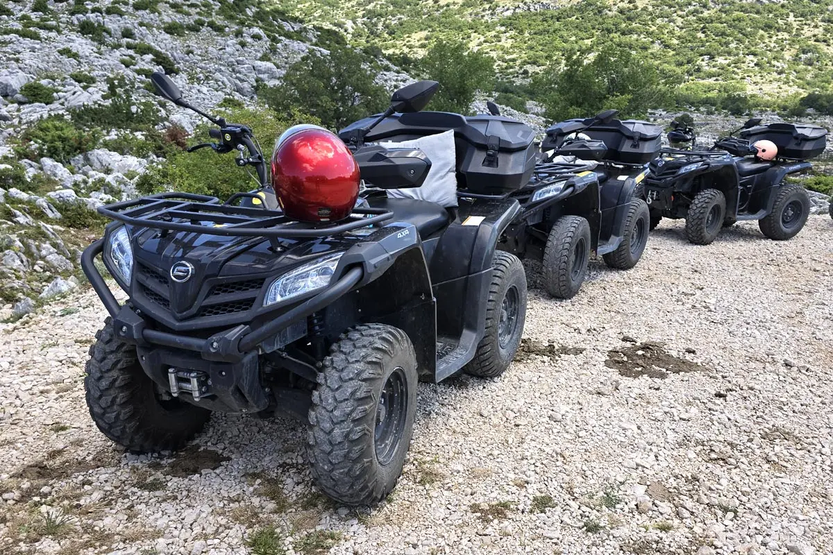 Guided quad route from Makarska toward Biokovo